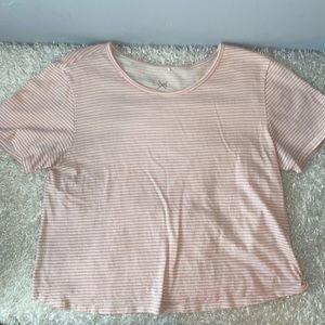 cropped t-shirt